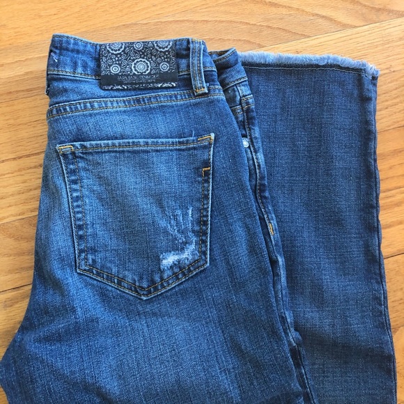 Zara Distressed Jean - Picture 4 of 5
